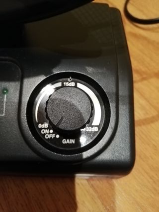 Metronic Prima Antena TV Interior Orientable 32 dB