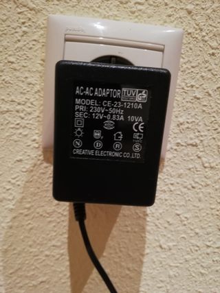 Metronic Prima Antena TV Interior Orientable 32 dB