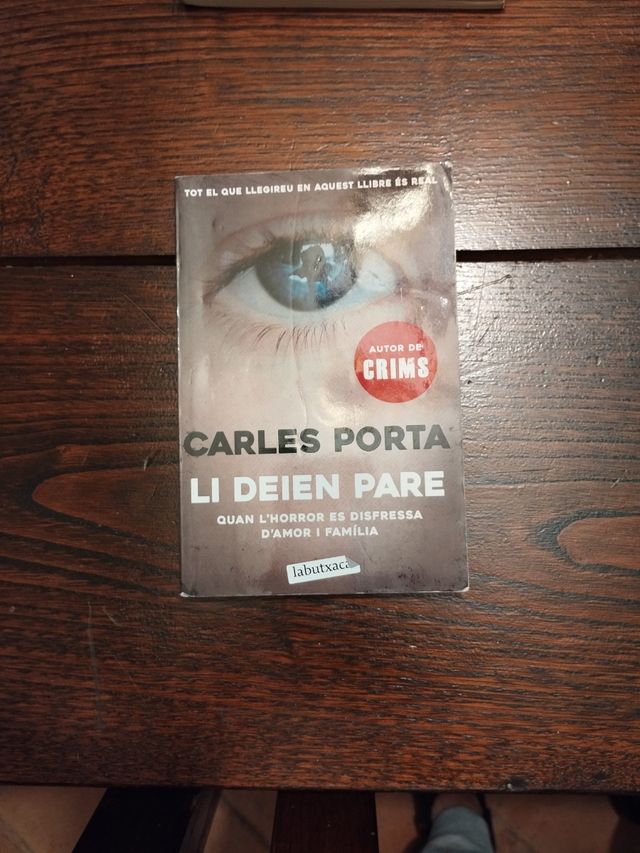 Li deien pare: Quan l'horror es disfressa d'amor i família