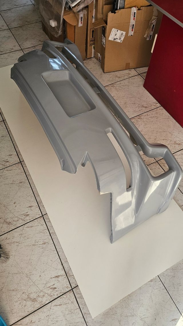 Parachoques trasero Nissan 350z Nismo V3 en fibra