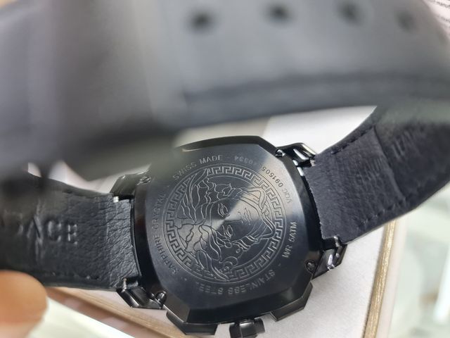 RELOJ VERSACHE OFERTON DE 1300 A  750
