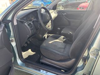 Ford Focus 2000
