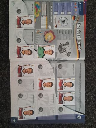 Album mundial 2014 (cromo de messi y cr7 incluido)