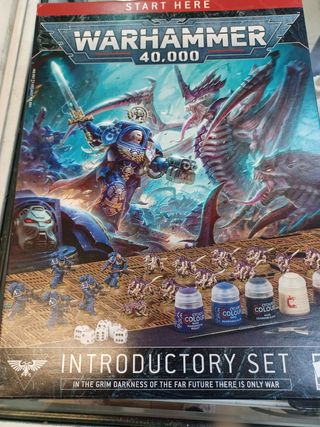 WARHAMMER 40.000 INTRODUCTORY SET