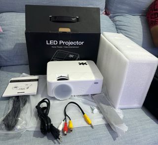 Mini Proyector con Pantalla de Espejo