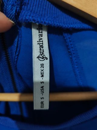 Blusa larga Stradivarius talla S