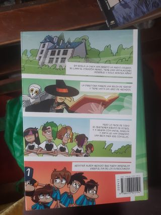 Los Futbolísimos 19: El misterio de las brujas futbolistas