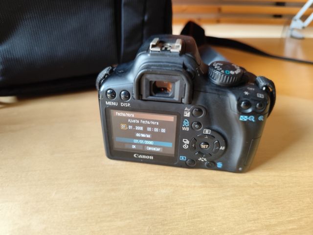 Camara reflex Canon EOS 1000D