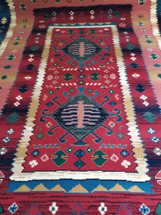 ALFOMBRA  GRANDE  NUEVA  1,60  X  2,30