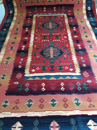 ALFOMBRA  GRANDE  NUEVA  1,60  X  2,30