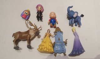 Muñecos varios
