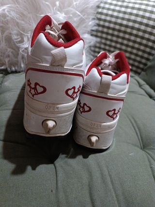Zapatos con ruedas