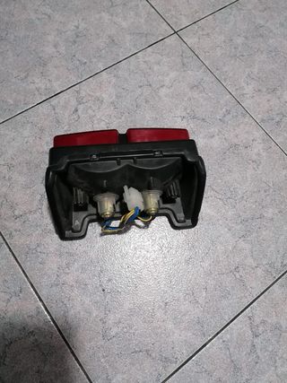 Piloto trasero Fazer 600