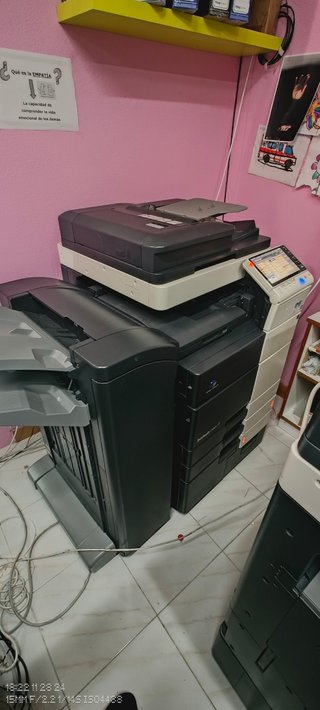 Impresora Konica Minolta bizhub c654