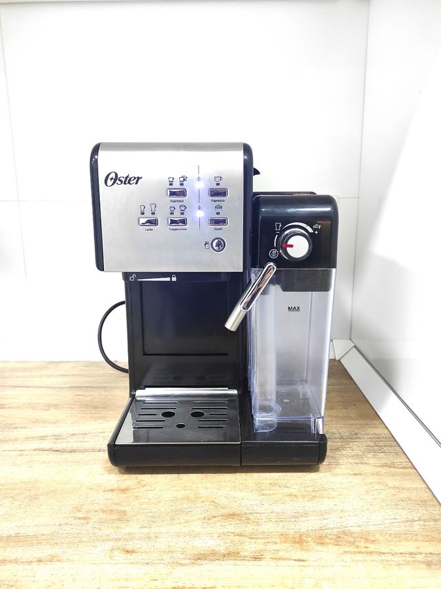 Cafetera Oster
