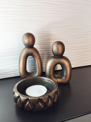 Elegante set minimalista statue