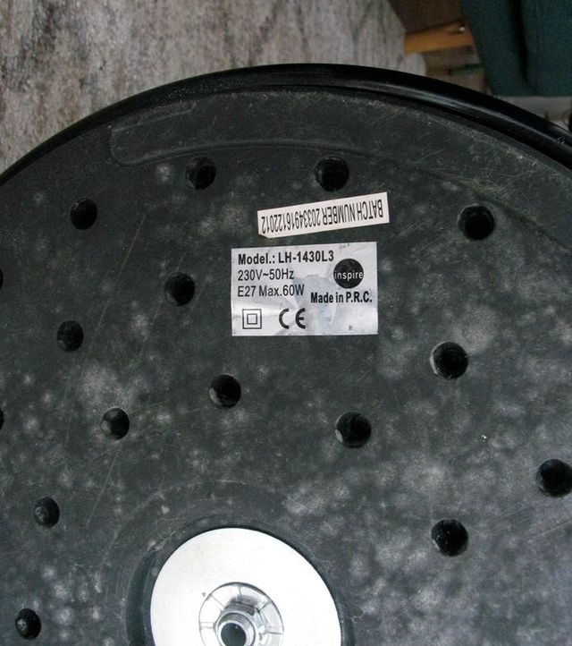 LAMPARA DE PIE GIGANTE. INSPIRADA EN GAETANO PESCE