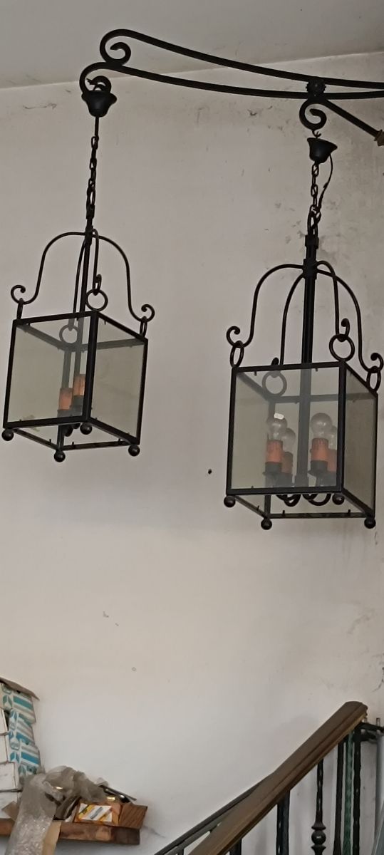 Lampara farol de forja negro