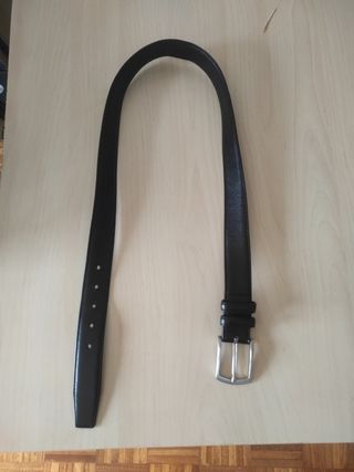 cinturón negro de hombre 