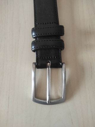 cinturón negro de hombre 