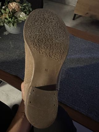 Botines tacon bajo beige