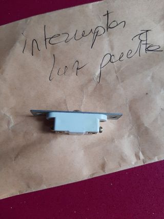 Interruptor luz puerta