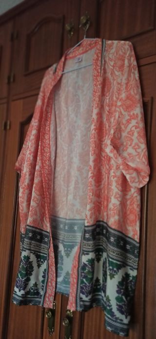 KIMONO SEDA MUY COMBINABLE