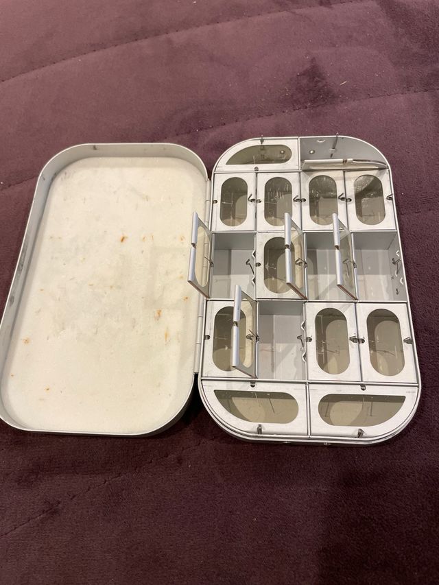 Okuma Vintage aluminum fly box