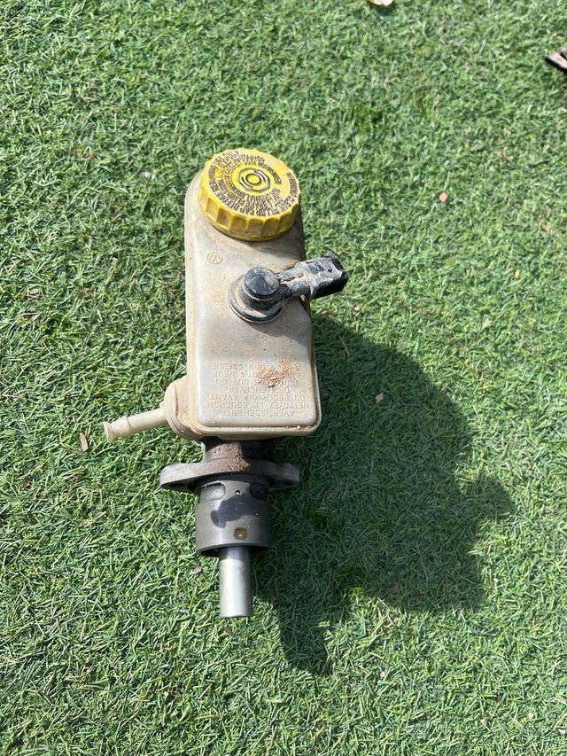 bomba de freno de volkwagen polo