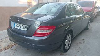 Mercedes-Benz Clase C 2010