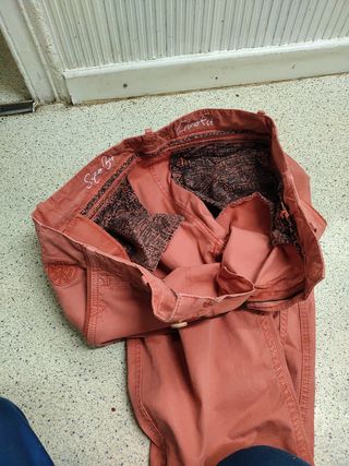 PANTALON DESIGUAL HOMBRE DE  TALLA 42