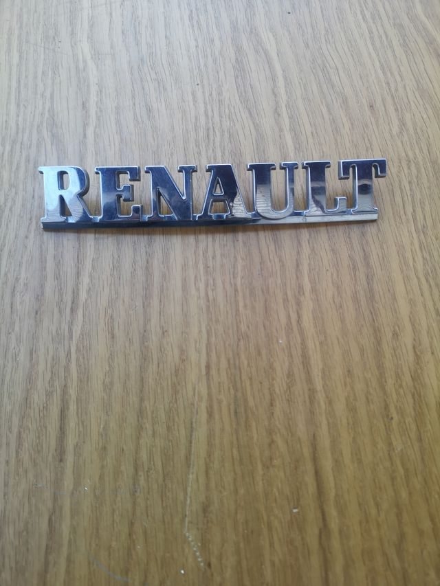 Anagrama Renault