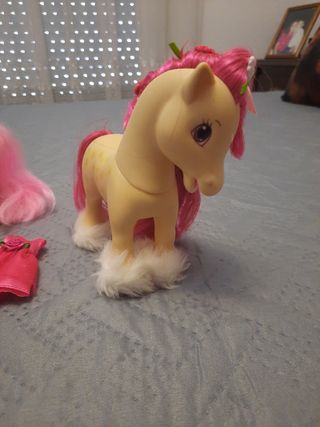 MUÑECA  TARTA  DE  FRESA