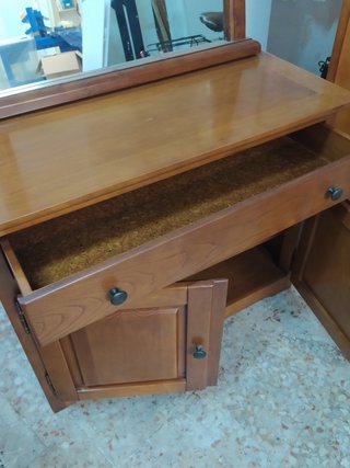 Muebles Cómoda y espejo