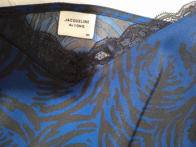 Lencero mujer en satén ,talla 40