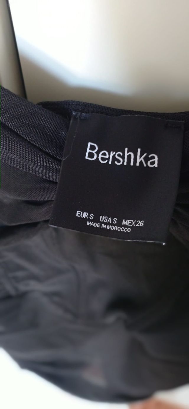 Vestido negro con ballenas