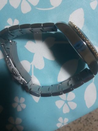 Reloj Biden Oro y Plata
