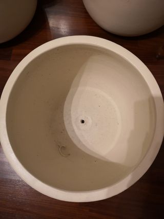 portavasi in ceramica