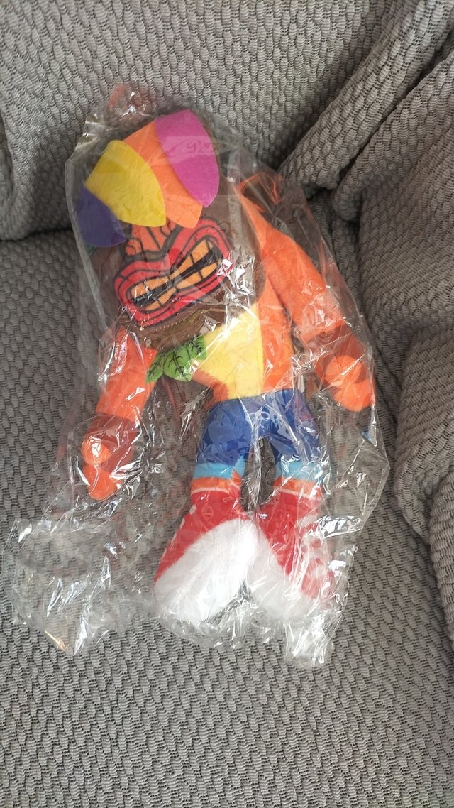 Peluche Crash BANDICOOT 26 cm aku mask