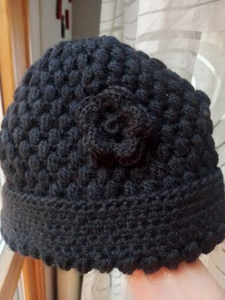 Gorro de lana hecho a mano