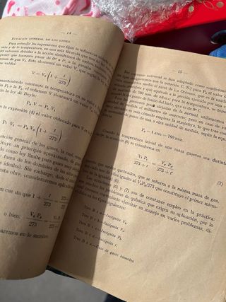 Libro quimica antiguo