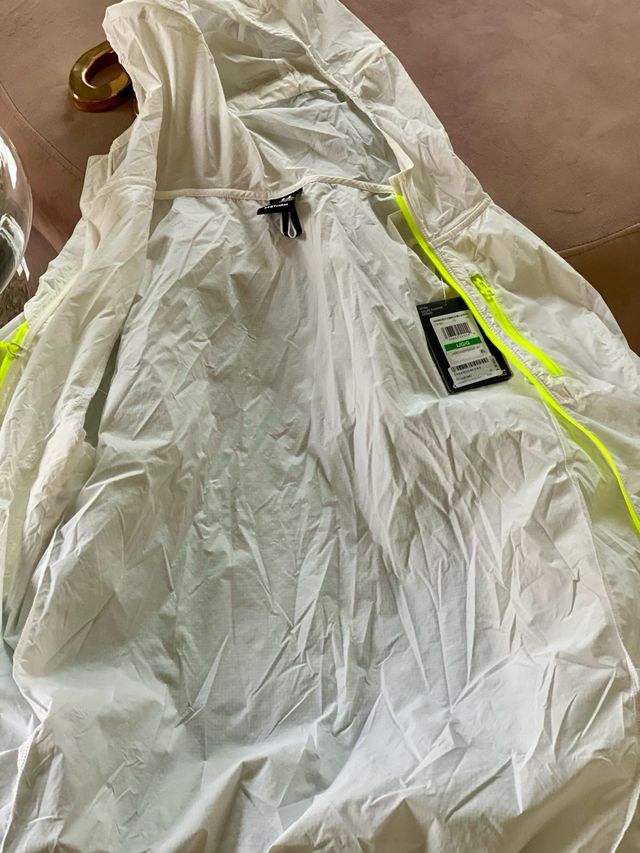 Giacchino antivento nuovo Under Amour L