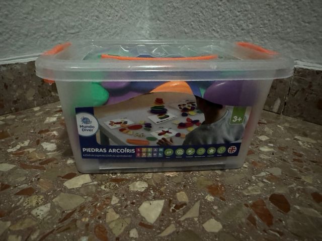 Piedras arcoiris aldi de segunda mano por 19 EUR en Turís en WALLAPOP