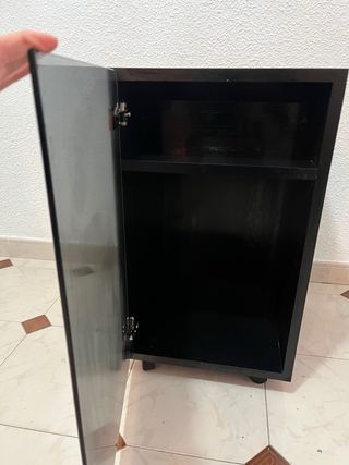 Mueble almacenaje con puerta negro