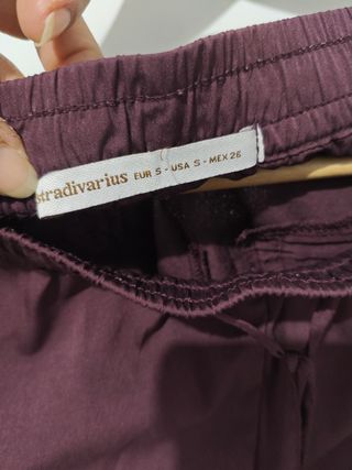 Pantalón verano Stradivarius talla S