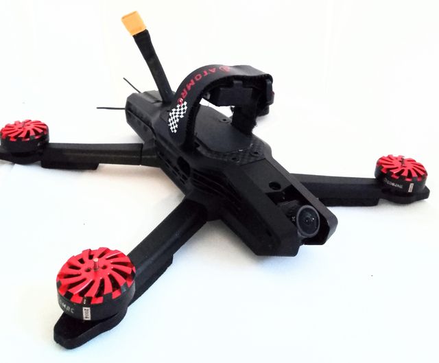 Drone fpv gara 4 pollici eachine atomrc rtf