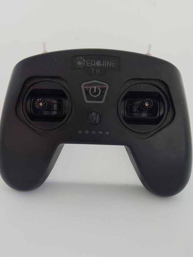 Drone fpv gara 4 pollici eachine atomrc rtf