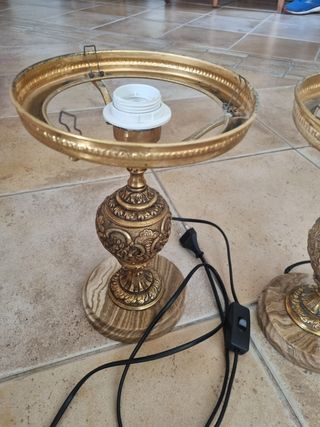 2 pies de lámpara vintage