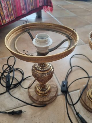 2 pies de lámpara vintage