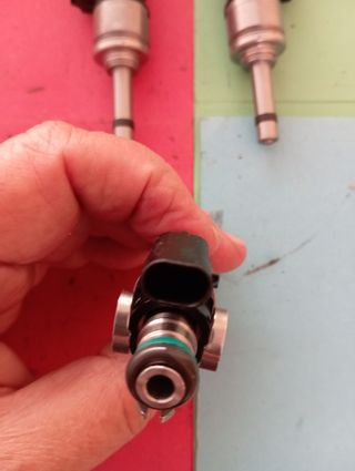 Inyector gasolina FORD - H6BG9F593AA